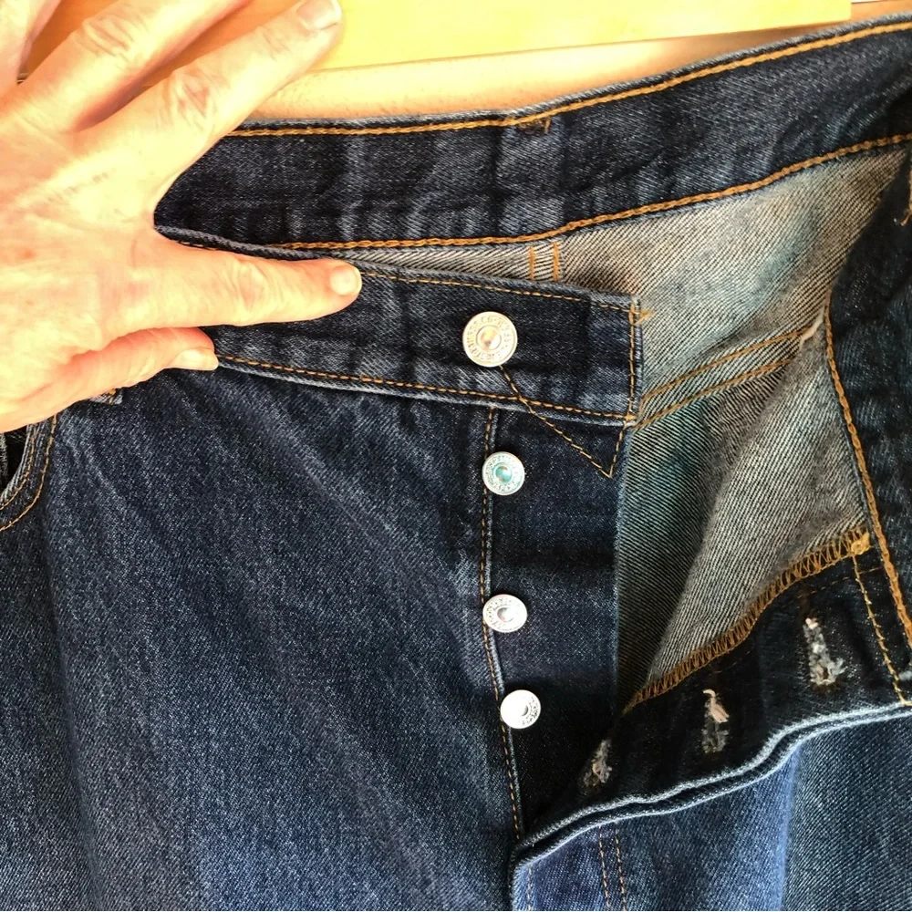Levi's 501 Button Closure Straight Leg Work Jeans. 100% Cotton. Size W44x L30